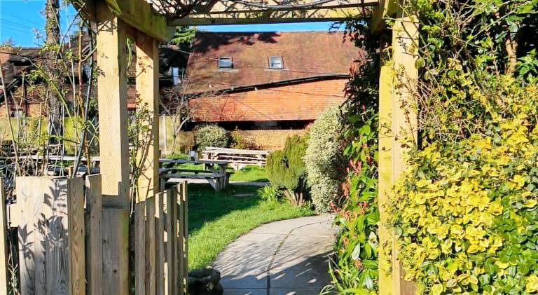 Hursley Bookings - Dolphin Inn — photo 5
