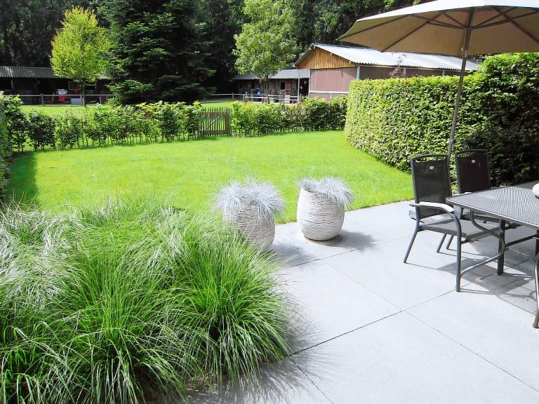 Apartment with yard & patio in Bergen