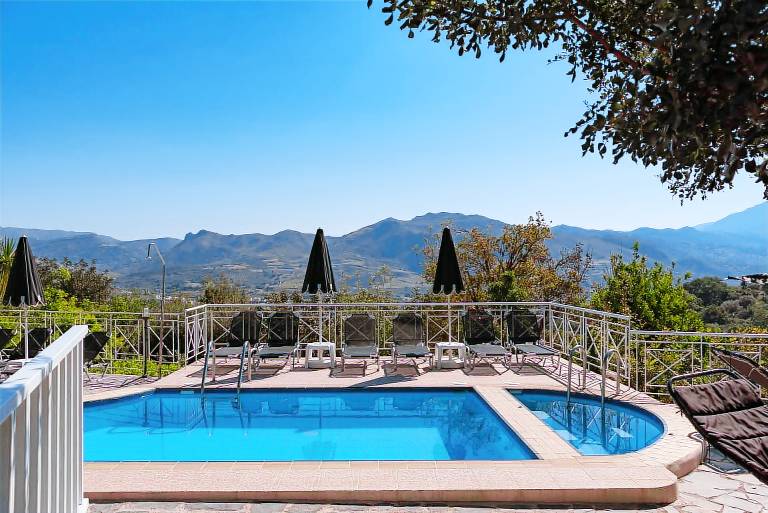 Villa Atsipades