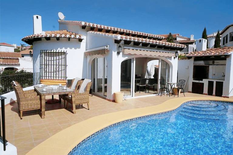 Chalet Pego