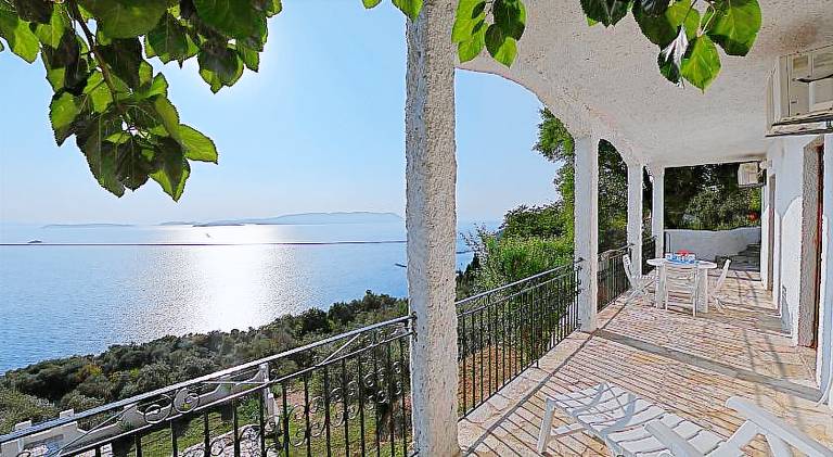 Family-oriented nice villa with terrace, barbeque & garden | Pets are welcome — photo 4