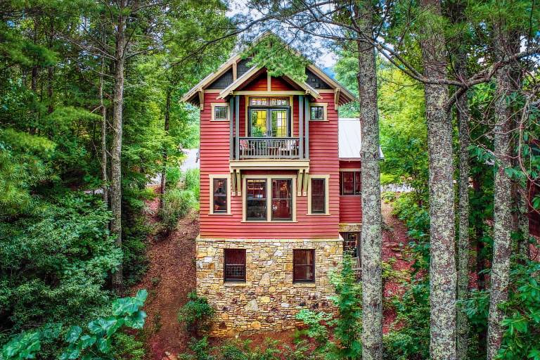House  Black Mountain