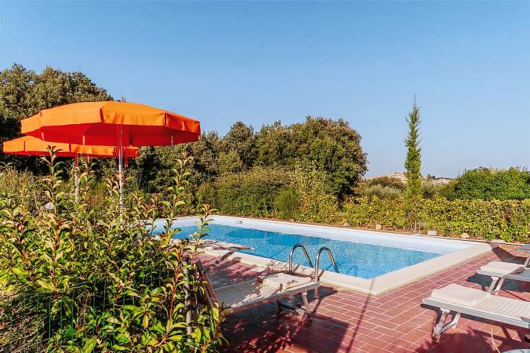 Villa with yard, private pool & sauna — photo 3
