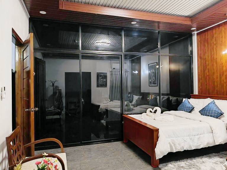 Guest House 2 Storey 5 Bedroom — photo 2