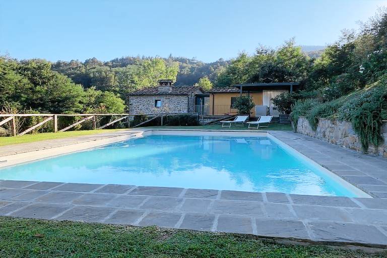 Fully equipped beautiful villa with patio, pool & barbecue | Pets allowed — photo 5