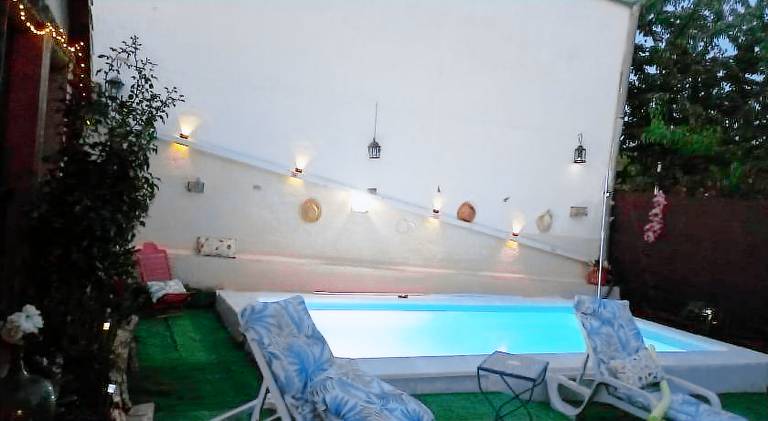Vacation home with pool — photo 3