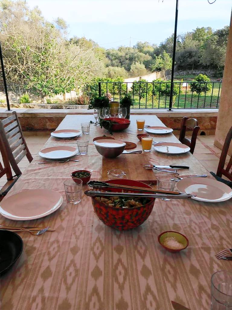 Villa with pool, barbeque & garden — photo 4