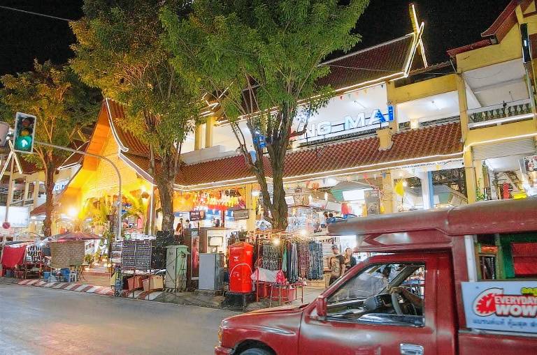 Apartment with patio | Close to Wat Chedi Luang | Good for workation — photo 5