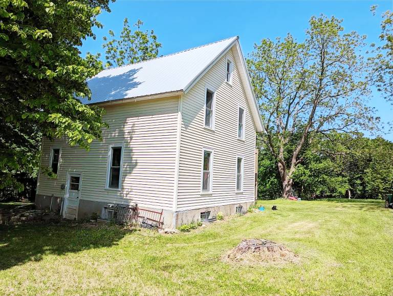 Farmhouse Forestville