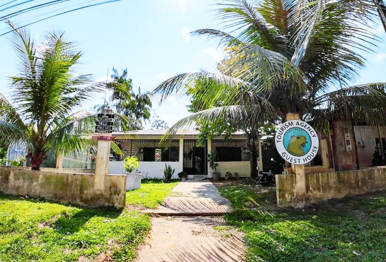Capibara experiences in Leticia
