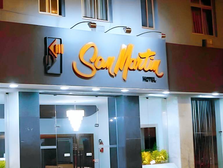 Rede Andrade San Martin in Curitiba