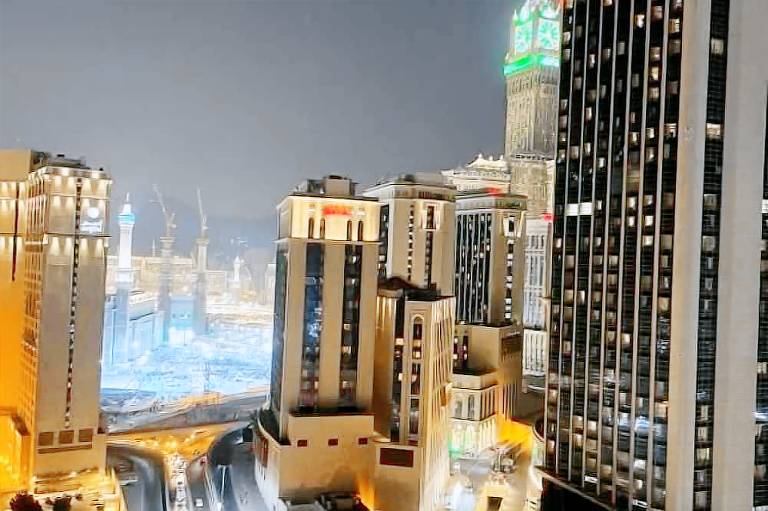 Al Ebaa Hotel