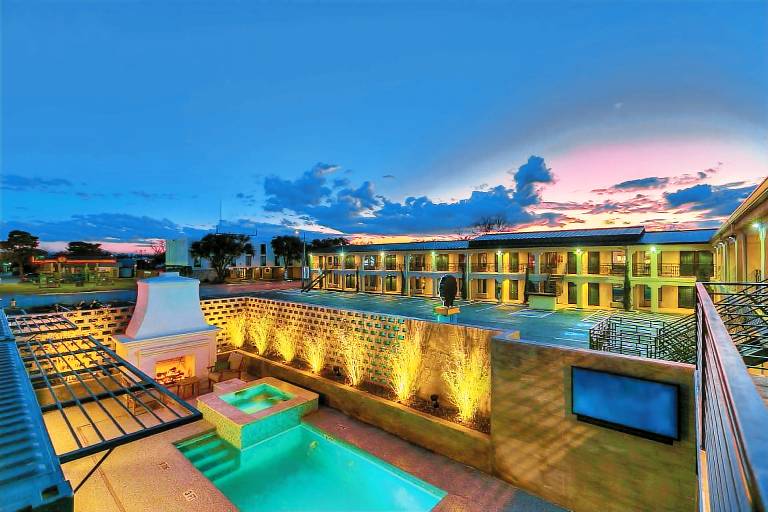 Angoria Hotel in San Angelo, TX