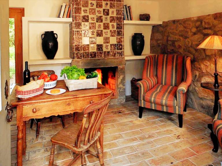 Gorgeous Cottage Rental with a Pool near Sintra in Portugal — photo 3