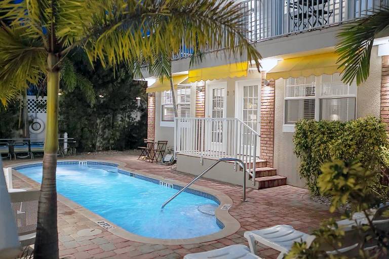 Aparthotel  Pass-a-Grille Beach