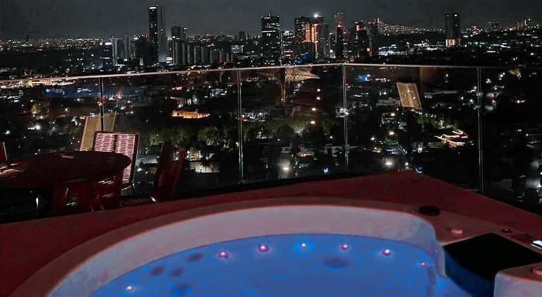 Rental apartment with pool in Zapopan