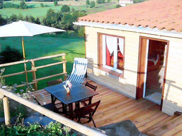 Gîte La Bergerie: Mountain View, Private Terrace, and Wi-Fi — photo 2