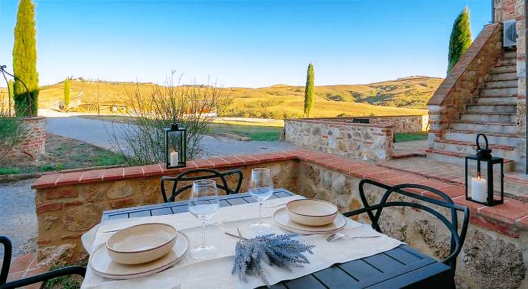 Charming rental apartment with pool | Pets are welcome — photo 3