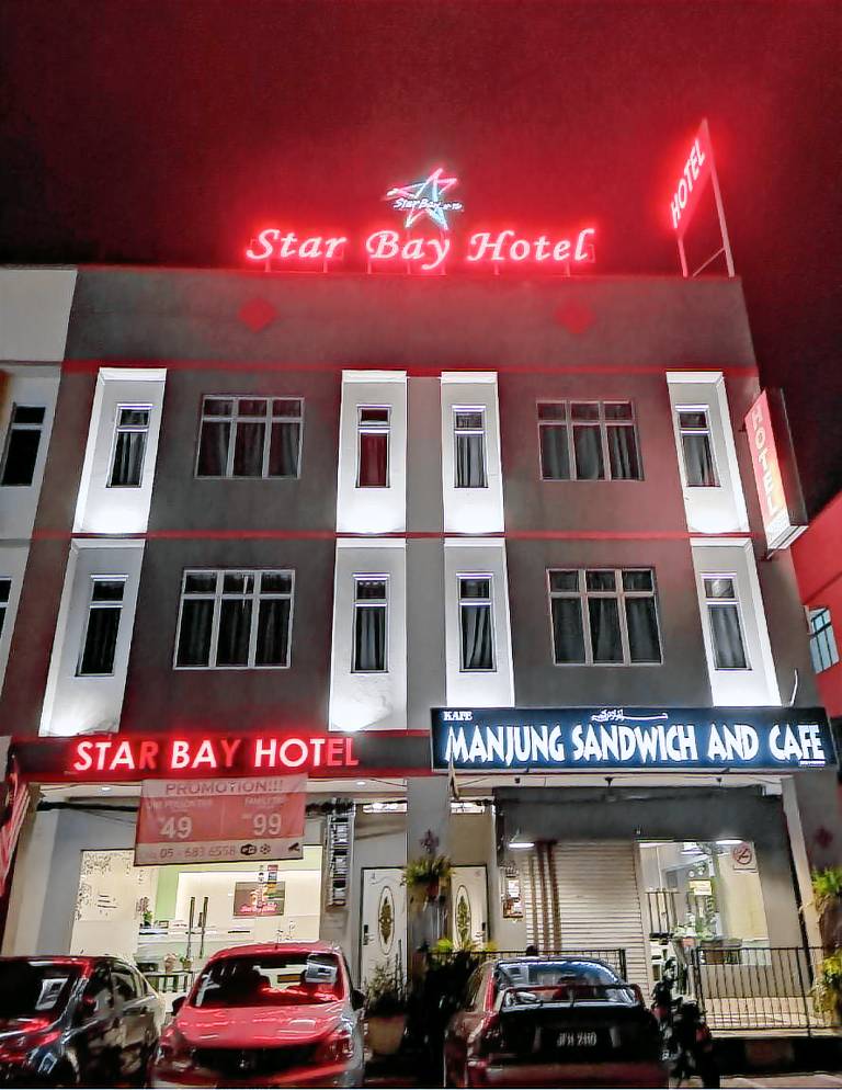 Star Bay Hotel