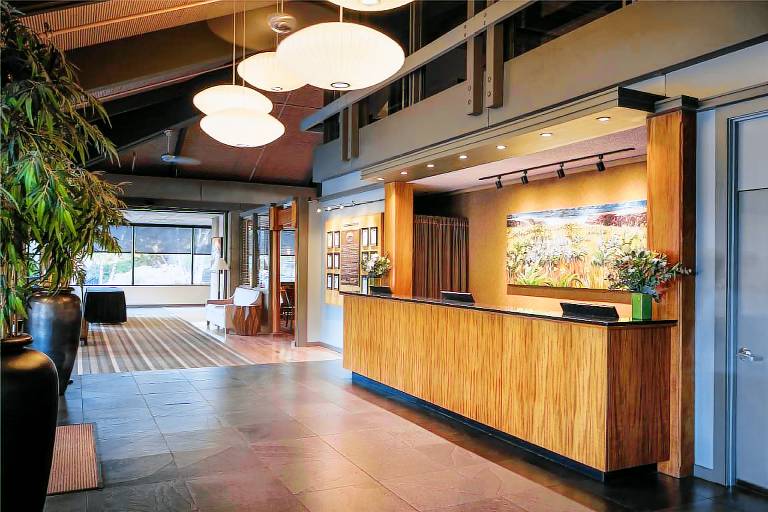 Best Western Plus Hood River Inn — photo 4