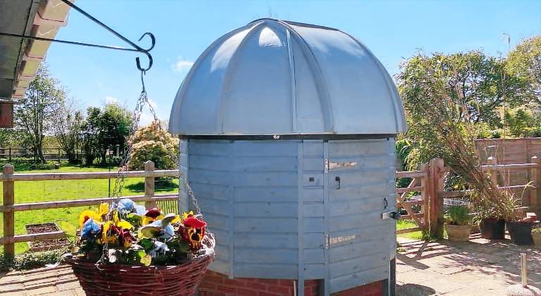 Moon Pod