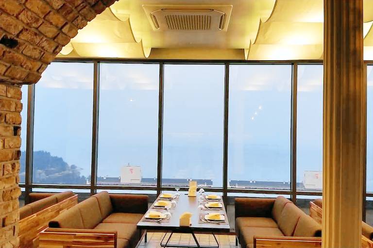 Hyunjin Tourist Hotel