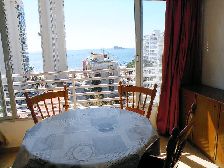 Children-friendly studio with pool | City view | Beach nearby | Dogs allowed — photo 3