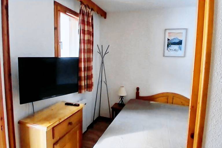 Rental apartment with pool, sauna & patio — photo 3