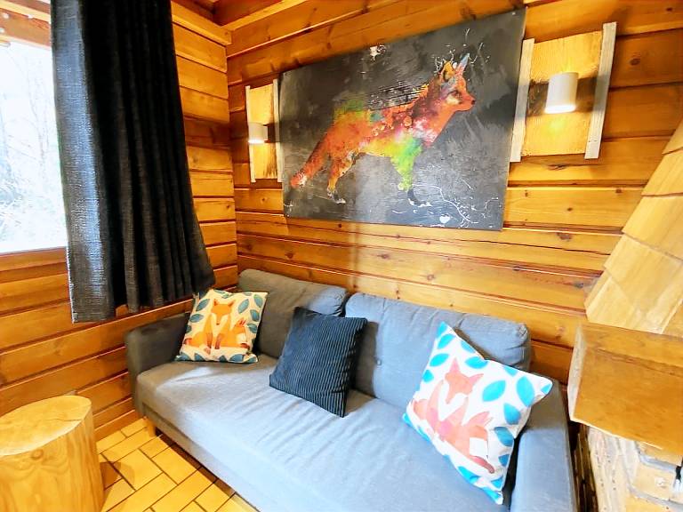 Chalet with terrace, yard & BBQ — photo 4
