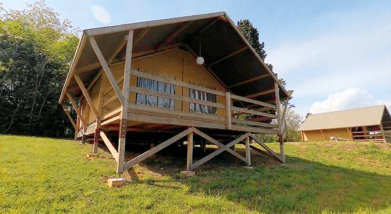 Tent with pool | Pet-friendly in Palaia