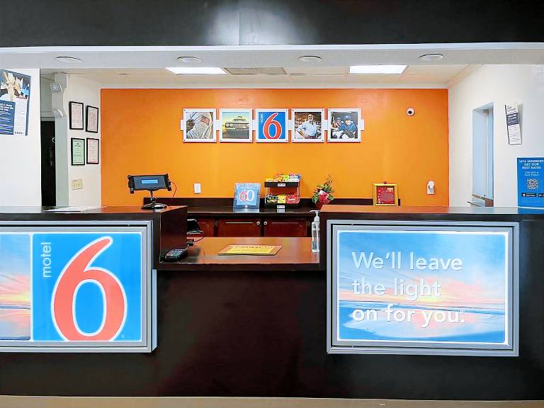 Studio 6 Bay Minette, AL — photo 2