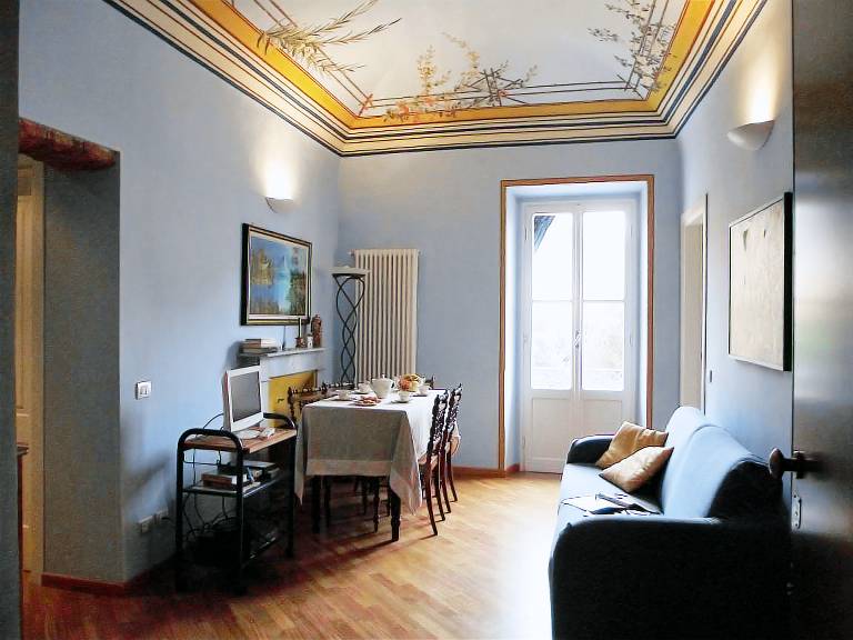 Apartment with 2 rooms for 5 persons — photo 3