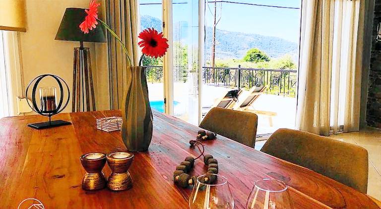 Villa with private pool & terrace | Pets allowed — photo 2