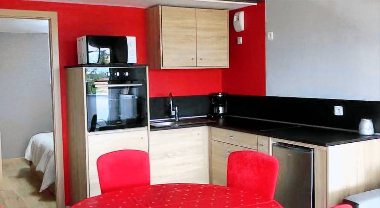Family-friendly house with terrace, garden & barbecue | Pets allowed — photo 3