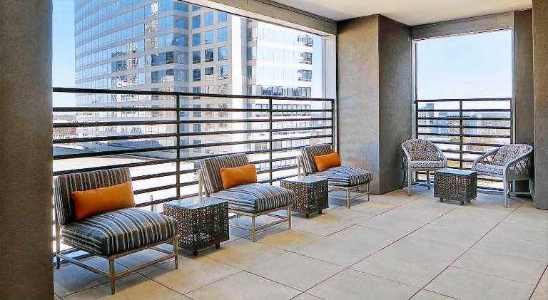 Home2 Suites by Hilton Charlotte Uptown — photo 4