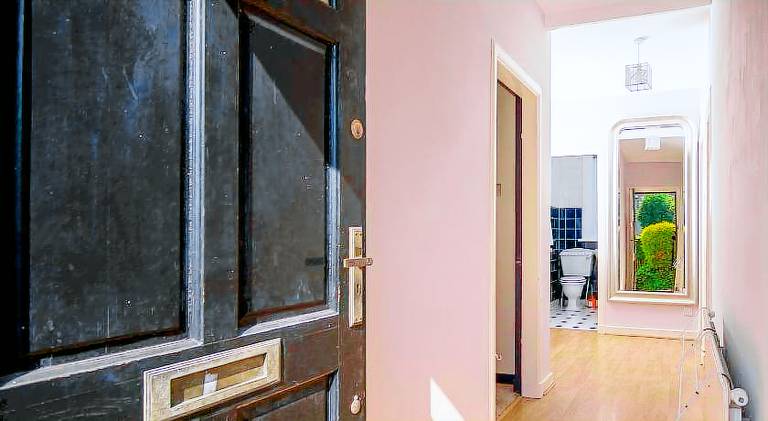 Rental apartment with 2 rooms for 6 persons — photo 4