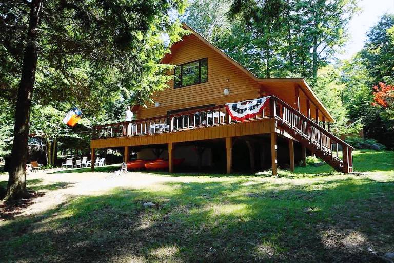 Cabin Cranberry Lake
