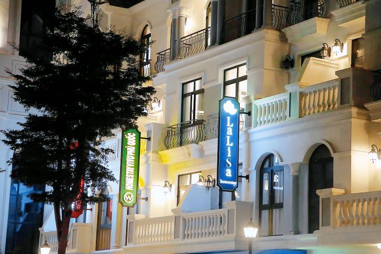 Lalisa Hotel Grand World Phu Quoc — photo 3