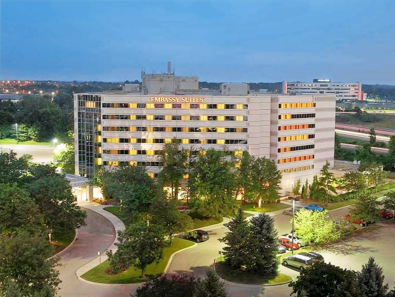 Embassy Suites by Hilton Detroit Troy Auburn Hills in Troy, MI