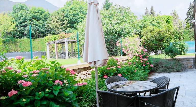 Rental apartment | Next to the beach | Pets allowed in Cannobio