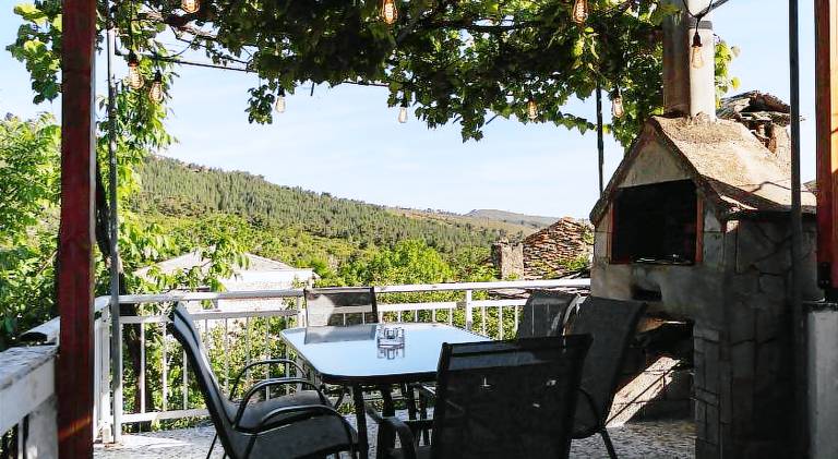 House with terrace, garden & barbeque | Perfect for remote work | Pets are welcome in Thasos