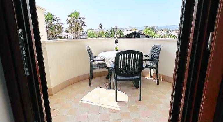 Pleasant serviced apartment with terrace | Beach nearby | Pets allowed — photo 5