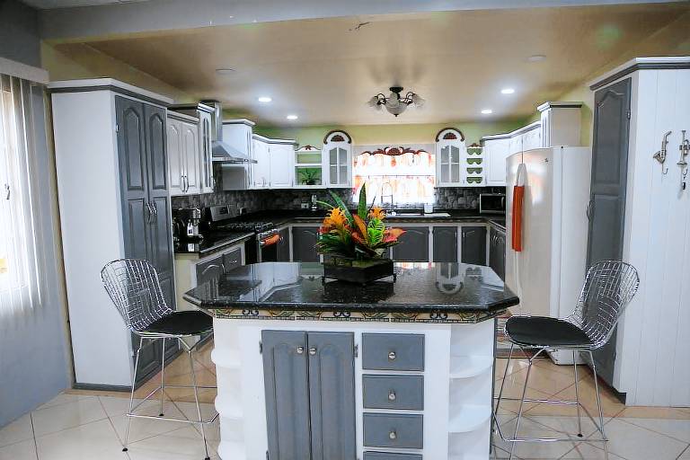 House Phillipine