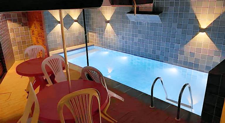 House with barbecue & private pool — photo 3