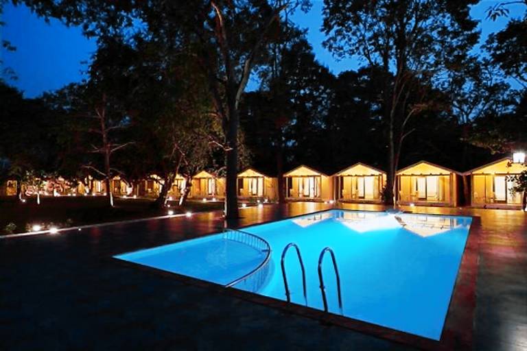 Resort  Ozran Beach