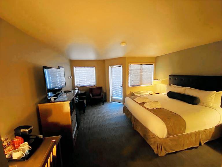 Resort  Columbia Falls