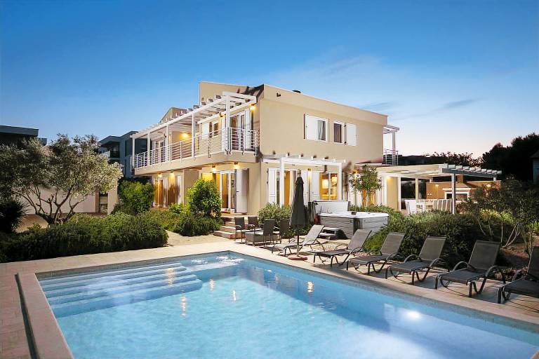 Ferienhaus in Ližnjan f&uuml;r max. 12 Personen