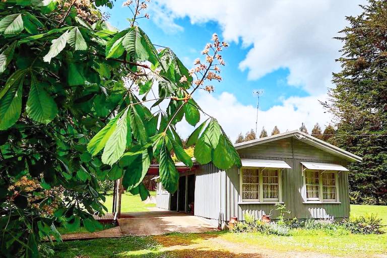 Cottage  Smithton