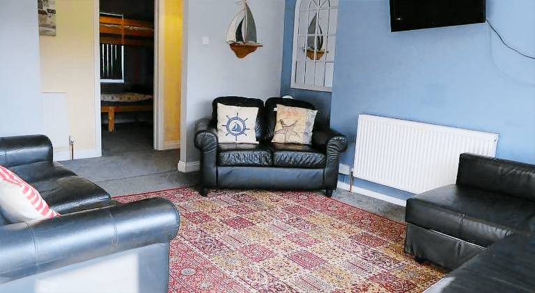 Apartment with BBQ, patio & garden — photo 2