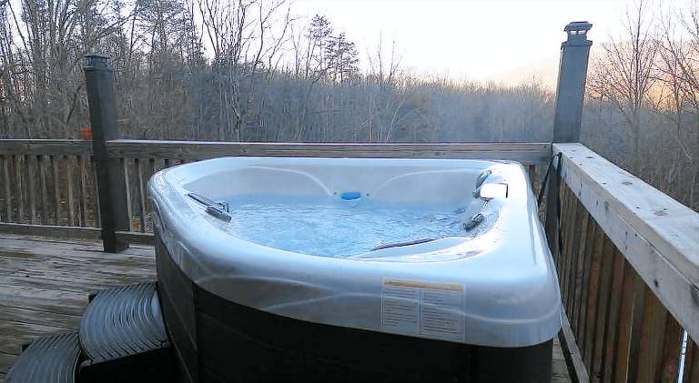 Vacation home with hot tub | Perfect for remote work — photo 3